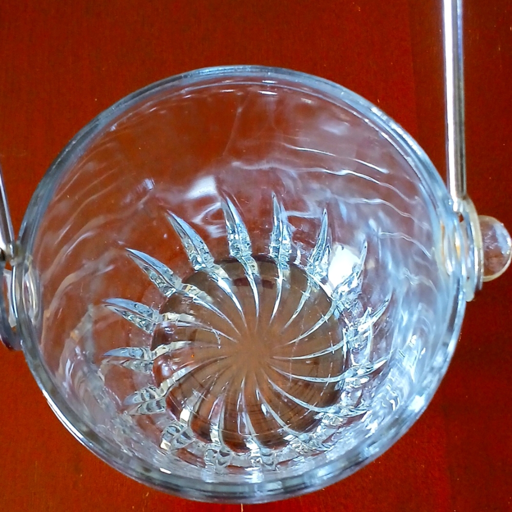 Vintage Cambridge Clear Glass Ice Bucket with Silver Handle - Picture 2 of 5